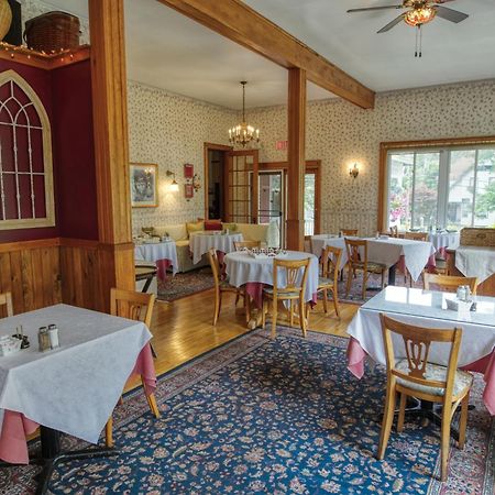 Rockwell Falls Inn And Wine Bar Lake Luzerne Buitenkant foto