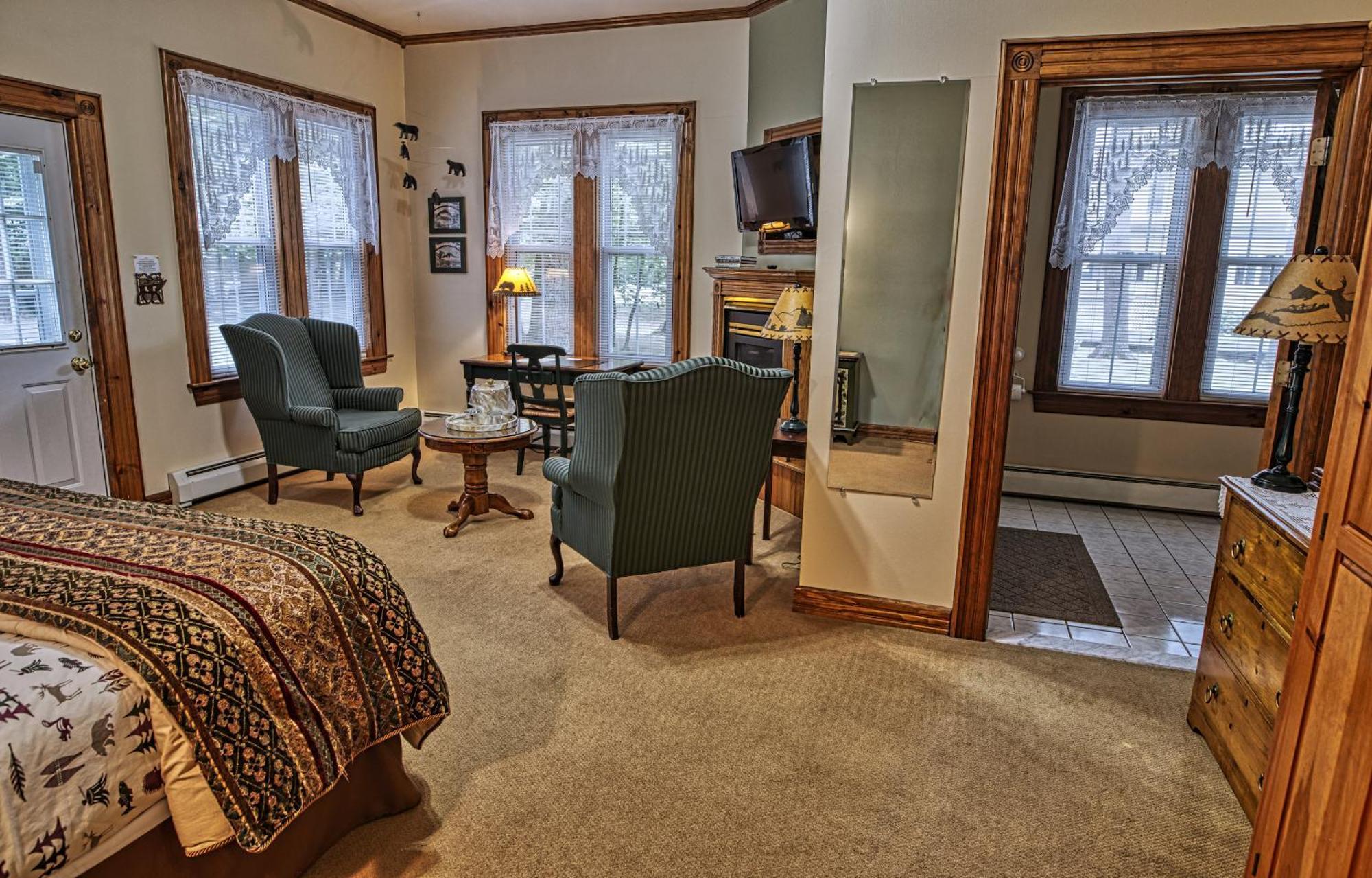 Rockwell Falls Inn And Wine Bar Lake Luzerne Kamer foto