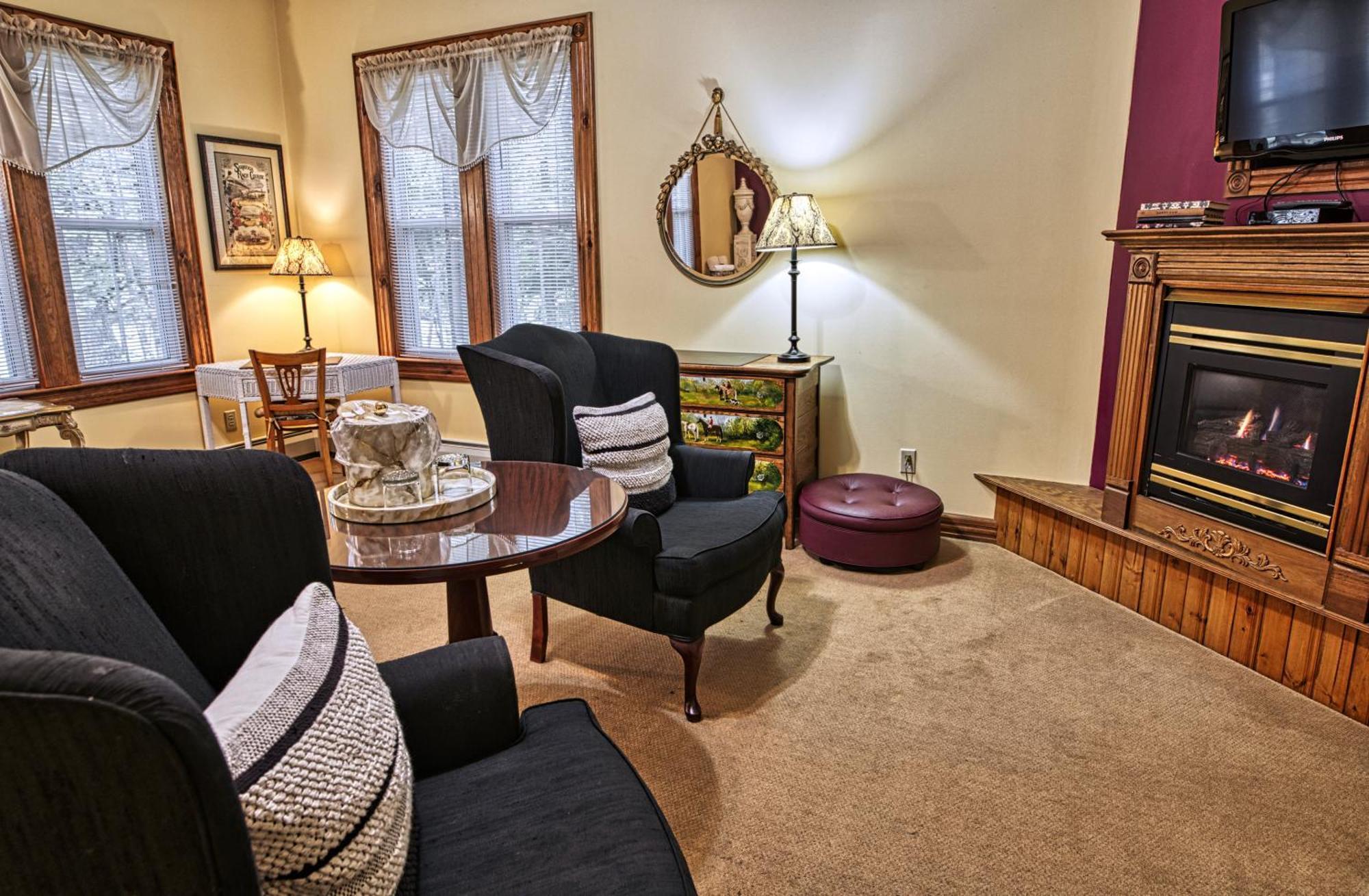 Rockwell Falls Inn And Wine Bar Lake Luzerne Kamer foto