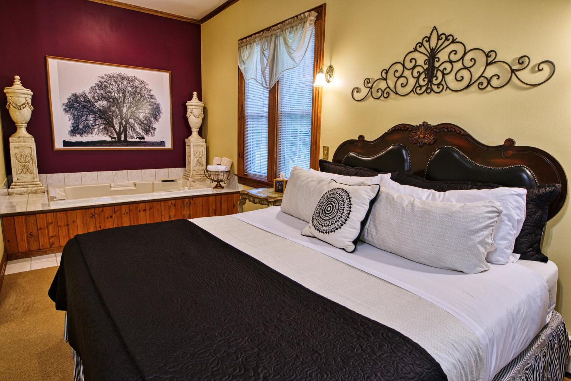 Rockwell Falls Inn And Wine Bar Lake Luzerne Buitenkant foto