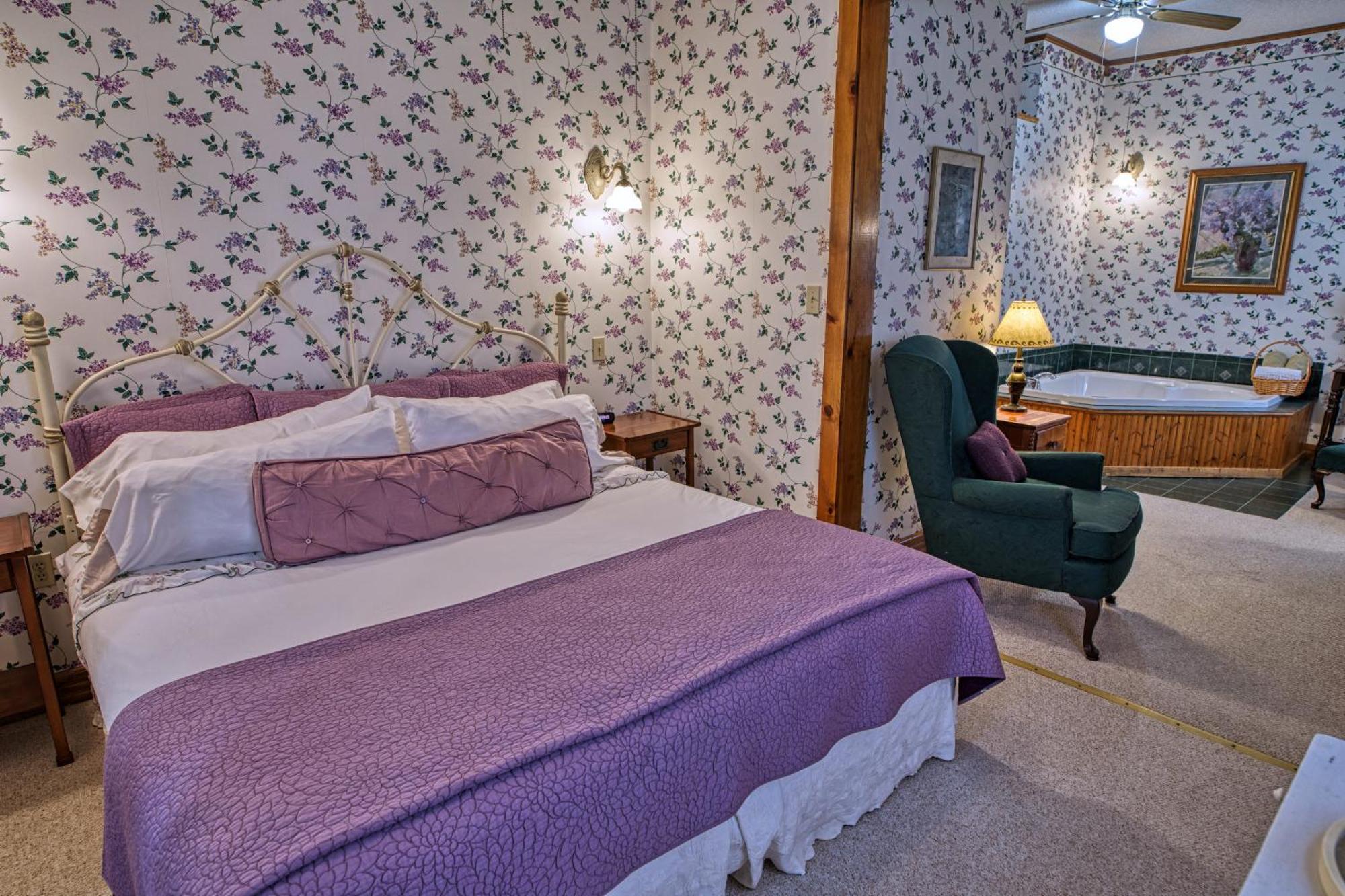 Rockwell Falls Inn And Wine Bar Lake Luzerne Kamer foto